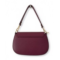 Borsa Elegante in Pelle Nera – Tracolla Regolabile e Dettagli Oro